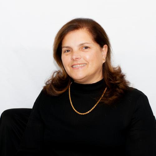 Charvette Fernandes photo