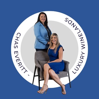 Andrea Vrana & Marli Scheppel photo