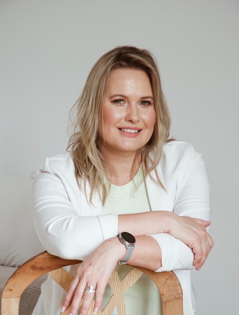 Liesl Du Plessis photo