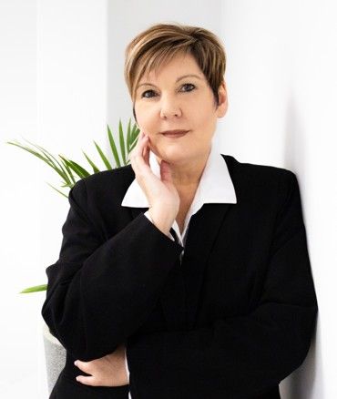 Antionette Becker photo