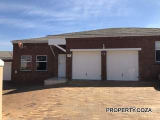  14 n/a 14 Gisela Close, Die Wingerd, Somerset West 