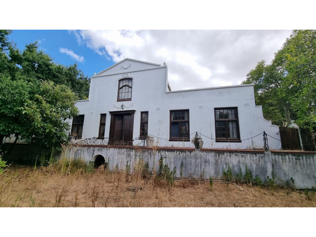  4  Wingerd Road, Sonstraal, Durbanville 