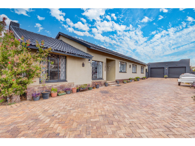  7  5de Street, Johannesburg North,  Randburg 