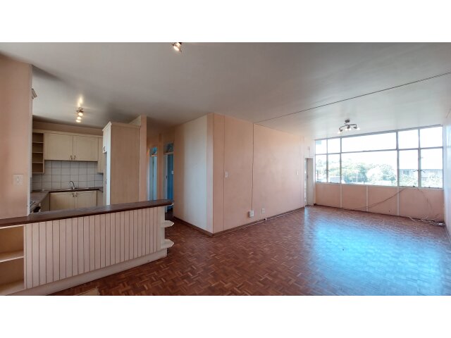 12 Geldenhuys View Seventh Street, Linden,  Johannesburg