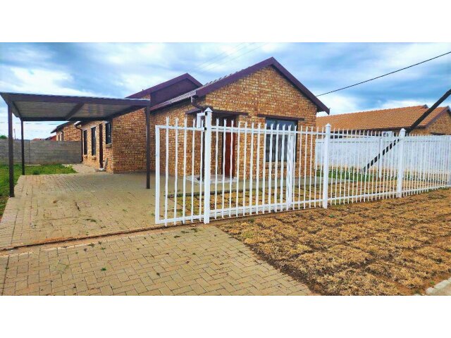  Property sold in Mandela View 
