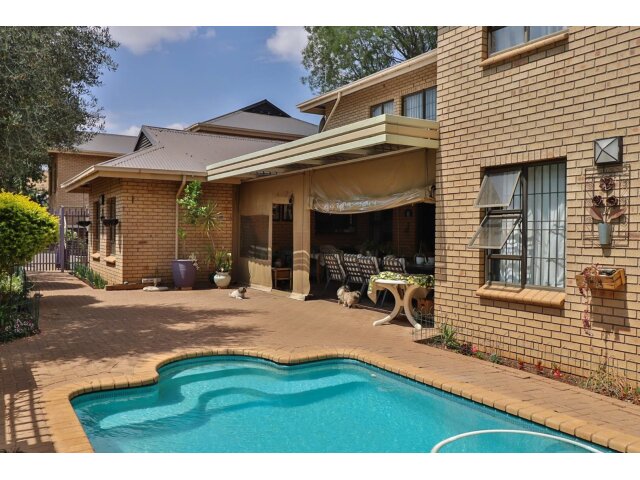  Property sold in Westdene 