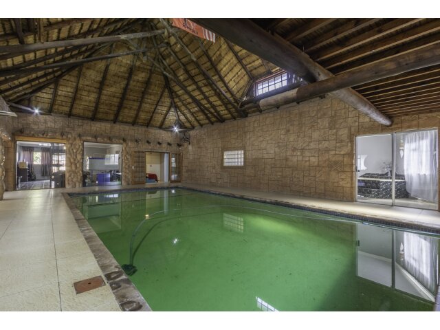  16  Village Road, Farrarmere, Benoni 