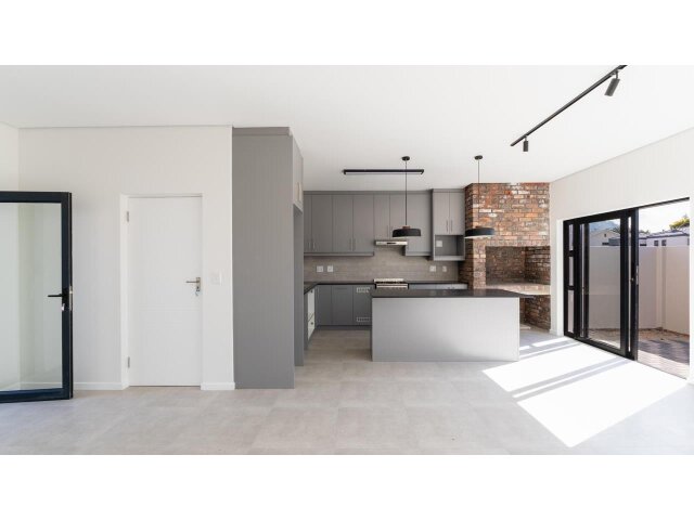  Property sold in Northern Paarl 