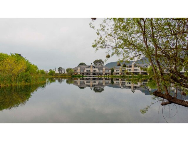  57 North Bridge 1 Bear Creek Blv, Pearl Valley Estate, Paarl 