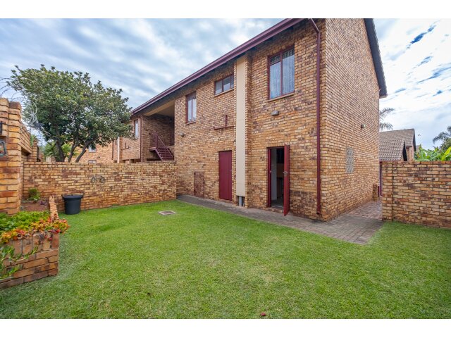  54 Junto Complex Embankment Road, Zwartkop,  Centurion 