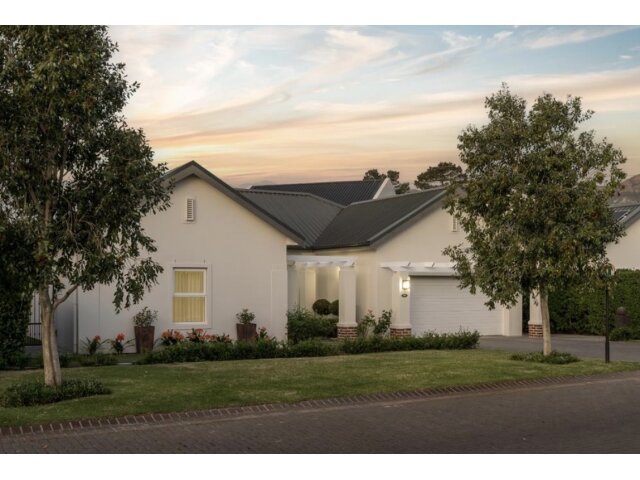 <!--[if BLOCK]><![endif]--> 1082  La domaine , Val de Vie, Paarl <!--[if ENDBLOCK]><![endif]-->