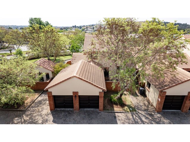 <!--[if BLOCK]><![endif]--> 2 Pebble Creek Baleria Crescent, Rietvlei Heights,  Centurion <!--[if ENDBLOCK]><![endif]-->