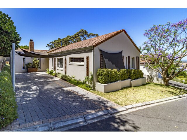<!--[if BLOCK]><![endif]--> 3  Castillo Crescent, Heldervue, Somerset West <!--[if ENDBLOCK]><![endif]-->