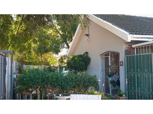 <!--[if BLOCK]><![endif]--> 13  Monte Rio street, Northern Paarl, Paarl <!--[if ENDBLOCK]><![endif]-->
