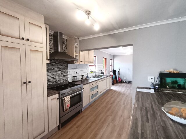 <!--[if BLOCK]><![endif]--> Property sold in Bothasig <!--[if ENDBLOCK]><![endif]-->