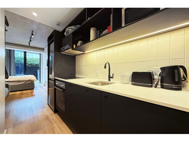 <!--[if BLOCK]><![endif]--> 105 Station House 19 Kloof Road, Sea Point, Cape Town <!--[if ENDBLOCK]><![endif]-->