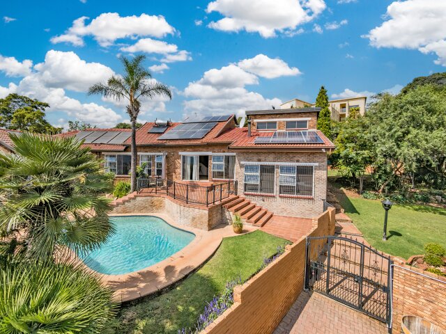 <!--[if BLOCK]><![endif]--> 54  Serissa Avenue, Roodekrans,  Roodepoort <!--[if ENDBLOCK]><![endif]-->