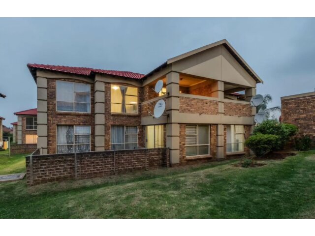 <!--[if BLOCK]><![endif]--> 48 Logans View 8 Grasvoel Crescent, Liefde en Vrede,  Johannesburg <!--[if ENDBLOCK]><![endif]-->