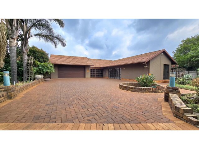 <!--[if BLOCK]><![endif]--> 23  Orrbietjies, Nimrod Park, Kempton Park <!--[if ENDBLOCK]><![endif]-->