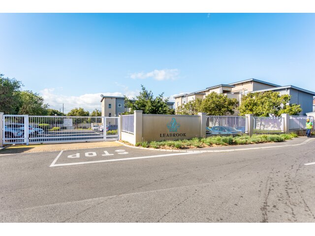 <!--[if BLOCK]><![endif]--> 4 Leabrook 4 Springfield Close, Buhrein Estate, Kraaifontein <!--[if ENDBLOCK]><![endif]-->