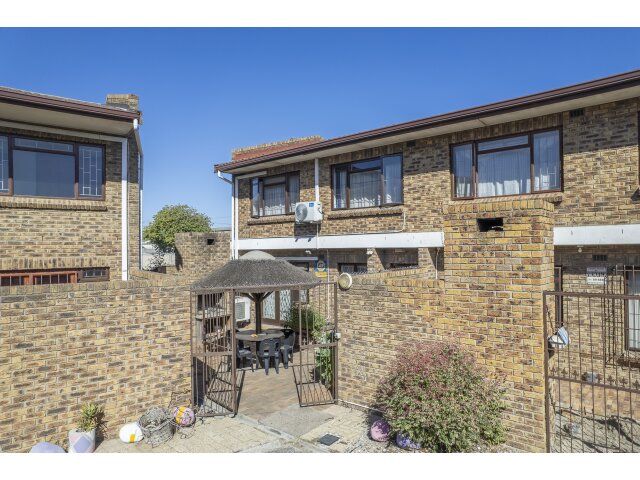 <!--[if BLOCK]><![endif]--> 7 Residentiahof Albany, Bellville South Industrial, Bellville <!--[if ENDBLOCK]><![endif]-->