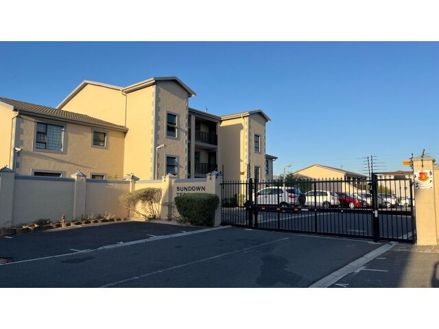 <!--[if BLOCK]><![endif]--> 7 Sundowne Terraces Bishops Bend, Parklands, Milnerton <!--[if ENDBLOCK]><![endif]-->