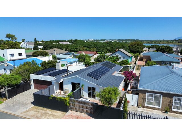 <!--[if BLOCK]><![endif]--> 17  Pelican Street, Vermont, Hermanus <!--[if ENDBLOCK]><![endif]-->