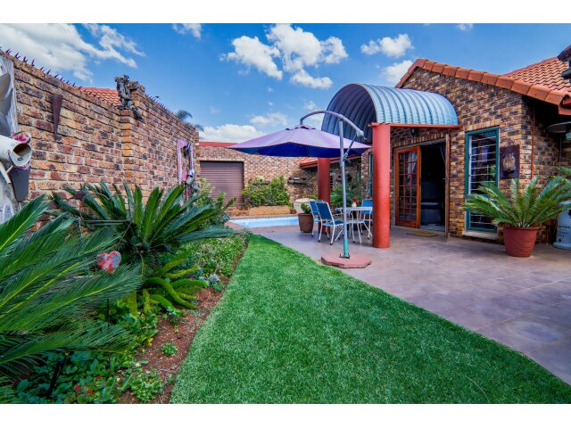 <!--[if BLOCK]><![endif]--> 9 Lurie Park  Muratie Street , Die Hoewes,  Centurion <!--[if ENDBLOCK]><![endif]-->