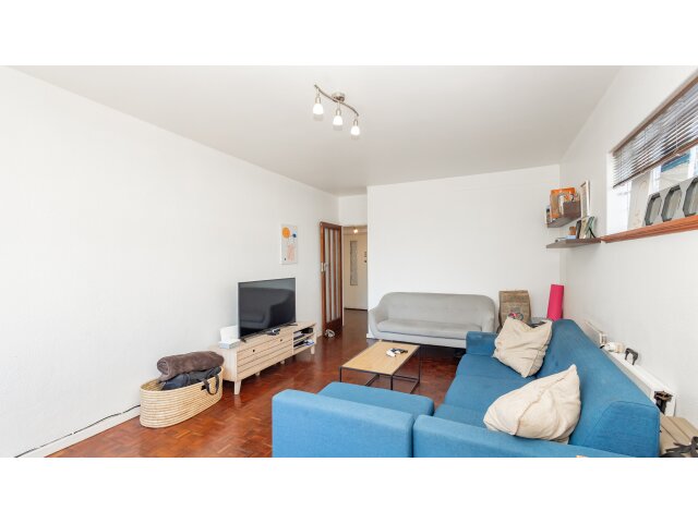 <!--[if BLOCK]><![endif]--> Property sold in Century City <!--[if ENDBLOCK]><![endif]-->