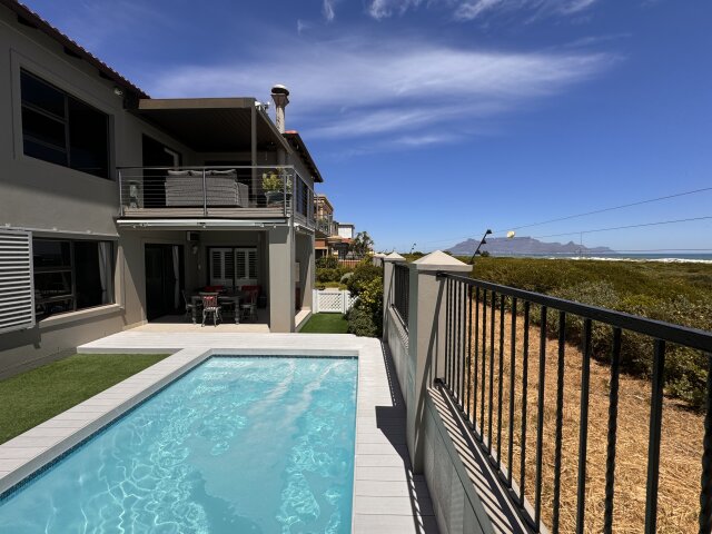 <!--[if BLOCK]><![endif]--> 19  Santa Cruz, Big Bay, Milnerton <!--[if ENDBLOCK]><![endif]-->