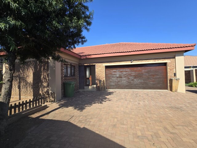 <!--[if BLOCK]><![endif]--> Property sold in Aerorand West <!--[if ENDBLOCK]><![endif]-->
