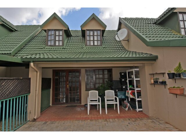 <!--[if BLOCK]><![endif]--> 14 Devon Valley 1  Rugby, Weltevreden Park,  Roodepoort <!--[if ENDBLOCK]><![endif]-->