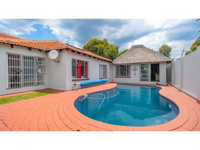 <!--[if BLOCK]><![endif]--> Property sold in Rooihuiskraal <!--[if ENDBLOCK]><![endif]-->