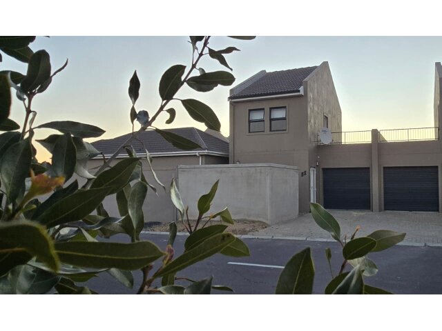<!--[if BLOCK]><![endif]--> Property sold in Windsor Estate <!--[if ENDBLOCK]><![endif]-->