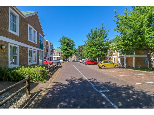 <!--[if BLOCK]><![endif]--> Property sold in La Colline <!--[if ENDBLOCK]><![endif]-->