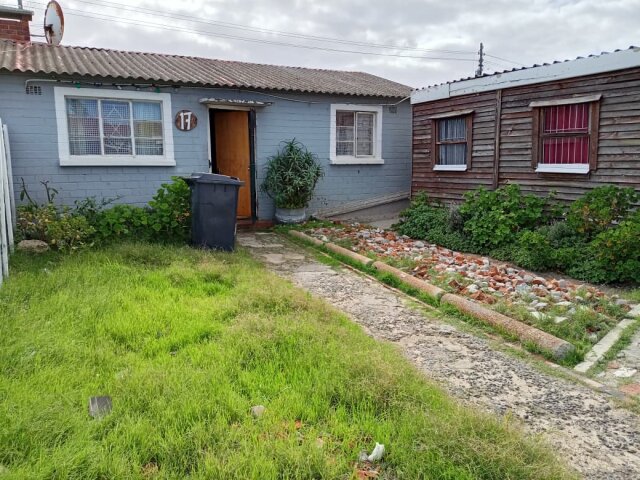 <!--[if BLOCK]><![endif]--> 17  Abraham Avenue , Steenberg, Cape Town <!--[if ENDBLOCK]><![endif]-->