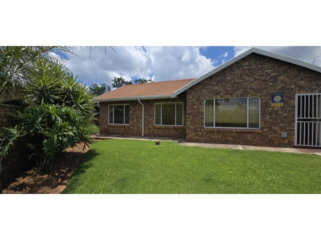 <!--[if BLOCK]><![endif]--> Property sold in Aerorand West <!--[if ENDBLOCK]><![endif]-->