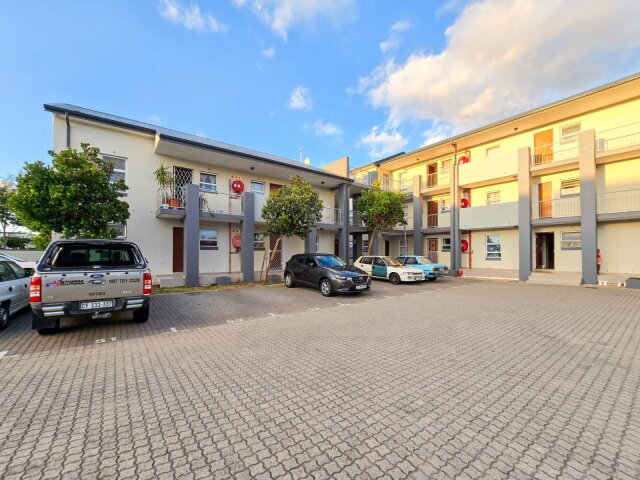 <!--[if BLOCK]><![endif]--> 32 Le Rosa 3 Blaauwklippen Close, Buh-rein, Buhrein Estate, Kraaifontein <!--[if ENDBLOCK]><![endif]-->