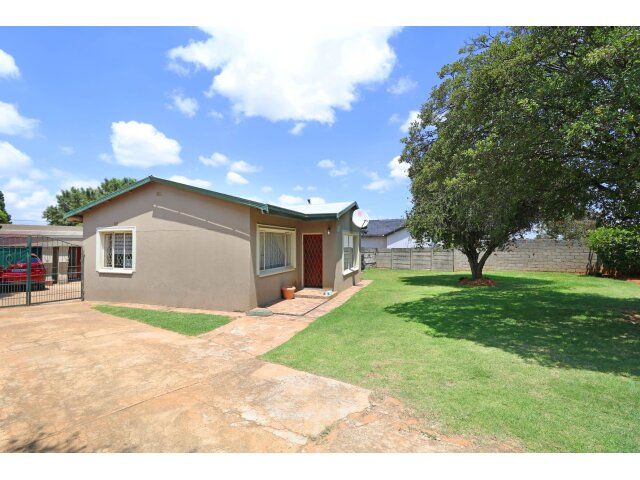 <!--[if BLOCK]><![endif]--> Property sold in Witpoortjie <!--[if ENDBLOCK]><![endif]-->
