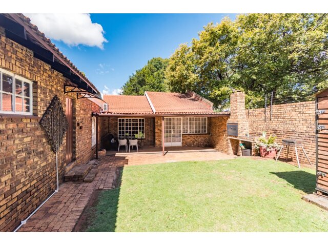<!--[if BLOCK]><![endif]--> 5 Lanzerac Premier Street, Krugersdorp North, Krugersdorp <!--[if ENDBLOCK]><![endif]-->