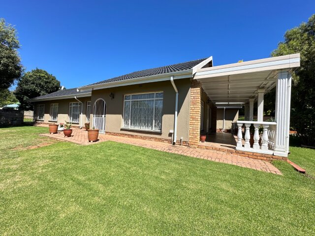 <!--[if BLOCK]><![endif]--> 34   Kroton, Weltevreden Park,  Roodepoort <!--[if ENDBLOCK]><![endif]-->