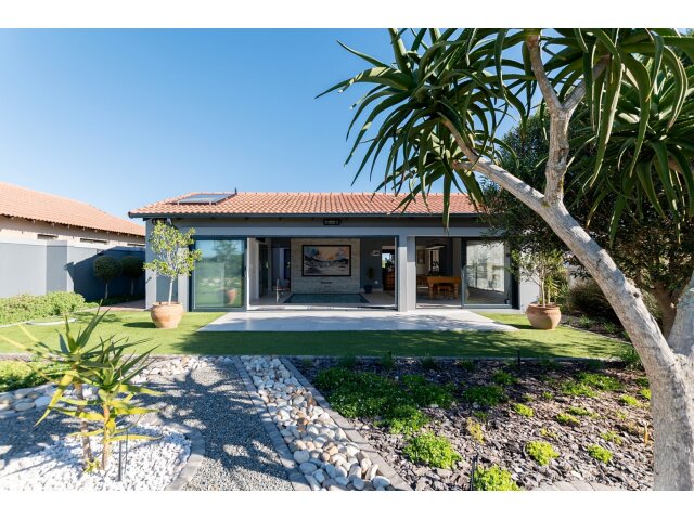 <!--[if BLOCK]><![endif]--> 1221  Vogelsanck Street, Langebaan Country Estate, Langebaan <!--[if ENDBLOCK]><![endif]-->