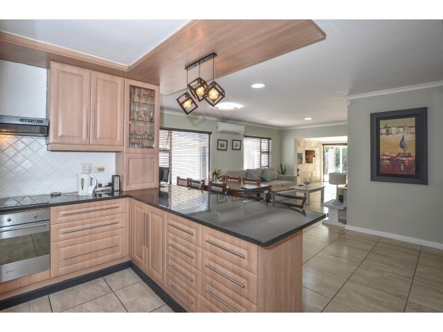 <!--[if BLOCK]><![endif]--> Property sold in Die Wingerd <!--[if ENDBLOCK]><![endif]-->