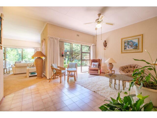 <!--[if BLOCK]><![endif]--> 26 Maroela Cedar Ave West, Maroeladal,  Randburg <!--[if ENDBLOCK]><![endif]-->