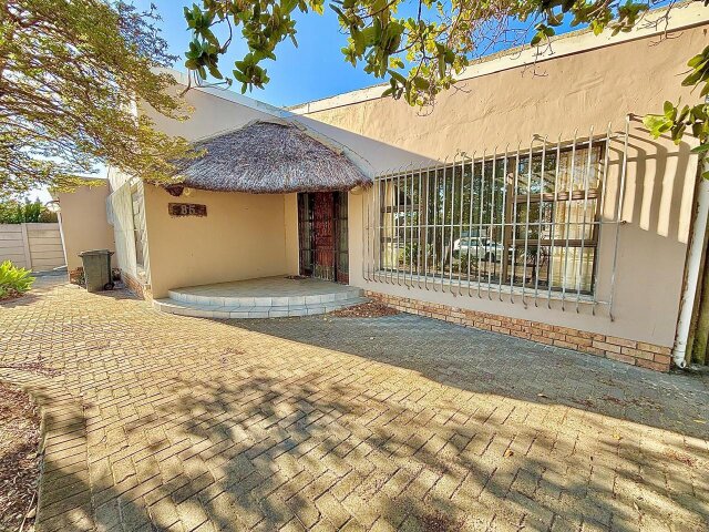 <!--[if BLOCK]><![endif]--> Property sold in Bothasig <!--[if ENDBLOCK]><![endif]-->