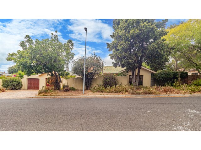 <!--[if BLOCK]><![endif]--> 22  VYGIE STREET, Bellair, Bellville <!--[if ENDBLOCK]><![endif]-->