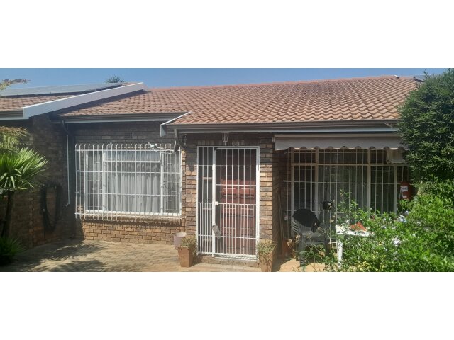 <!--[if BLOCK]><![endif]--> 17 Somerset Place  2nd road , Northwold,  Randburg <!--[if ENDBLOCK]><![endif]-->