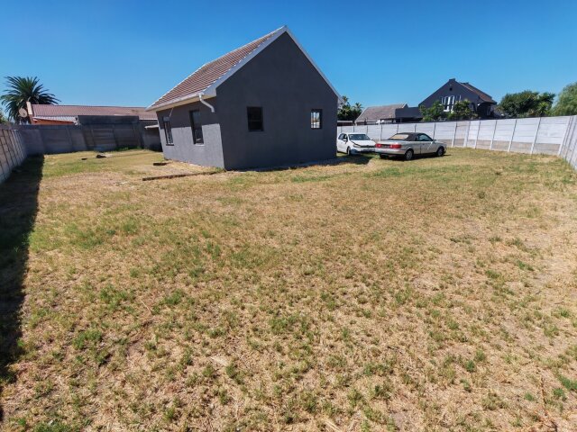 <!--[if BLOCK]><![endif]--> Property sold in Bothasig <!--[if ENDBLOCK]><![endif]-->