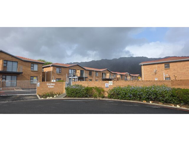 <!--[if BLOCK]><![endif]--> 109 Gordon Villas Cornwall street, Van Ryneveld, Strand <!--[if ENDBLOCK]><![endif]-->