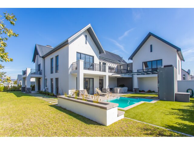 <!--[if BLOCK]><![endif]--> Property sold in Val de Vie <!--[if ENDBLOCK]><![endif]-->